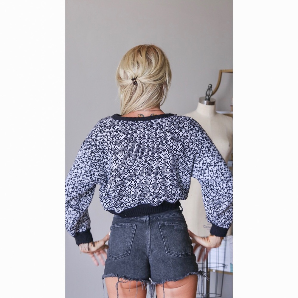 Vintage cropped sweater - Picture 2 of 3